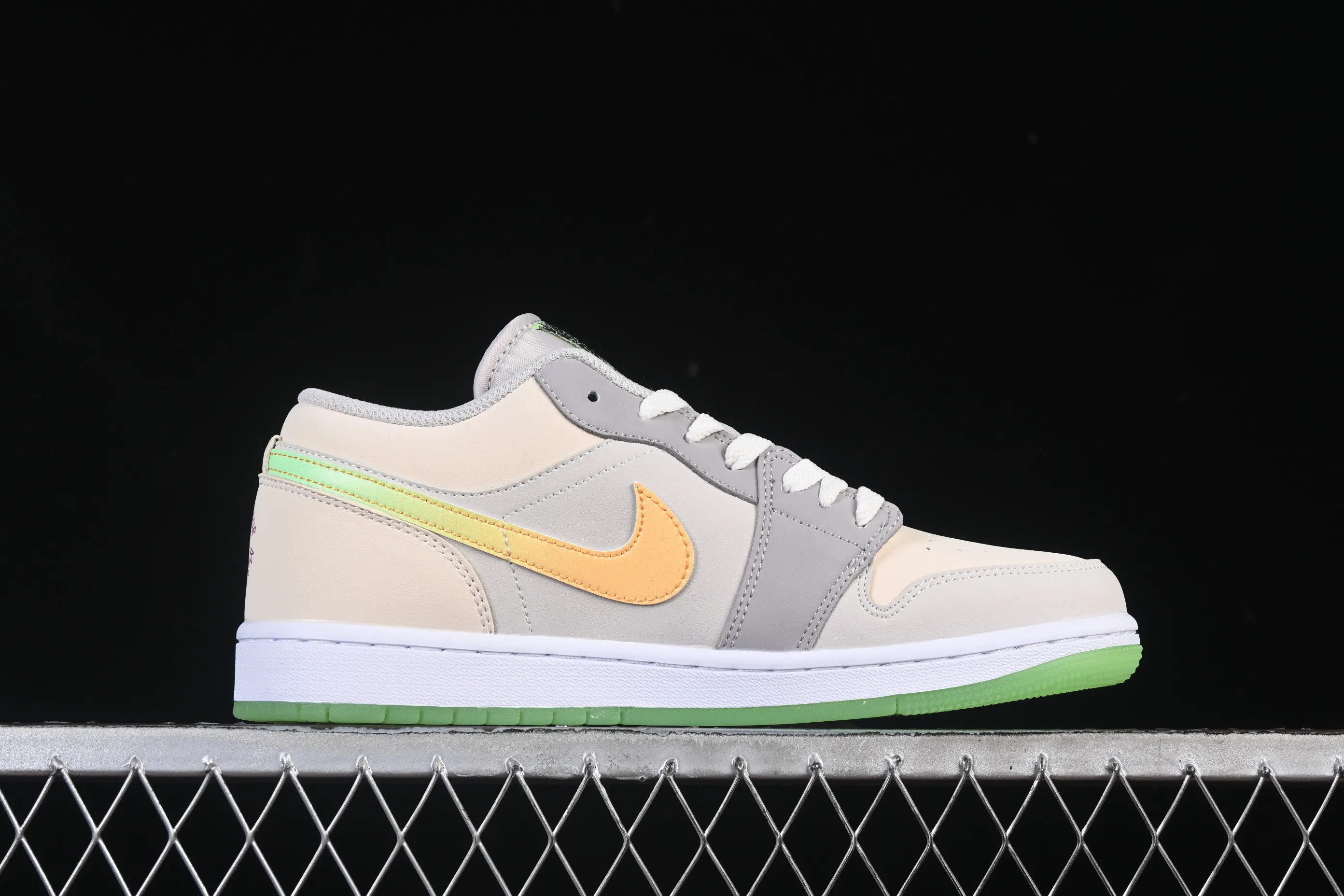 All categories Air Jordan Jordan series basketball shoes Air Jordan 1 Low Air Jordan 1 Low "Tokyo Bio Hack" AJ1 Joe 1 light gray color matching low-top cultural casual sneakers HQ2030-001